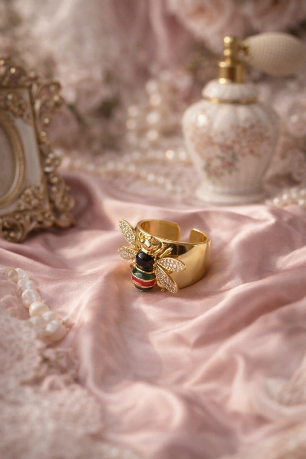 Golden Nectar Bee Ring