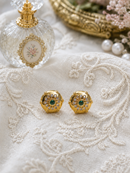 Clara Studs