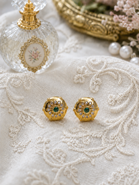 Clara Studs