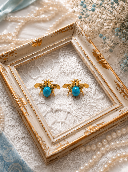Bee de Bleu Studs
