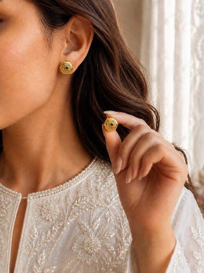Clara Studs