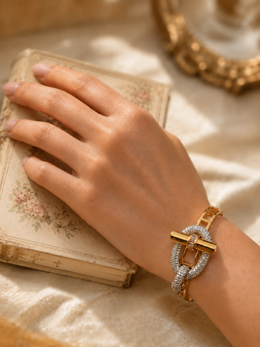 Victorian Clasp Bracelet