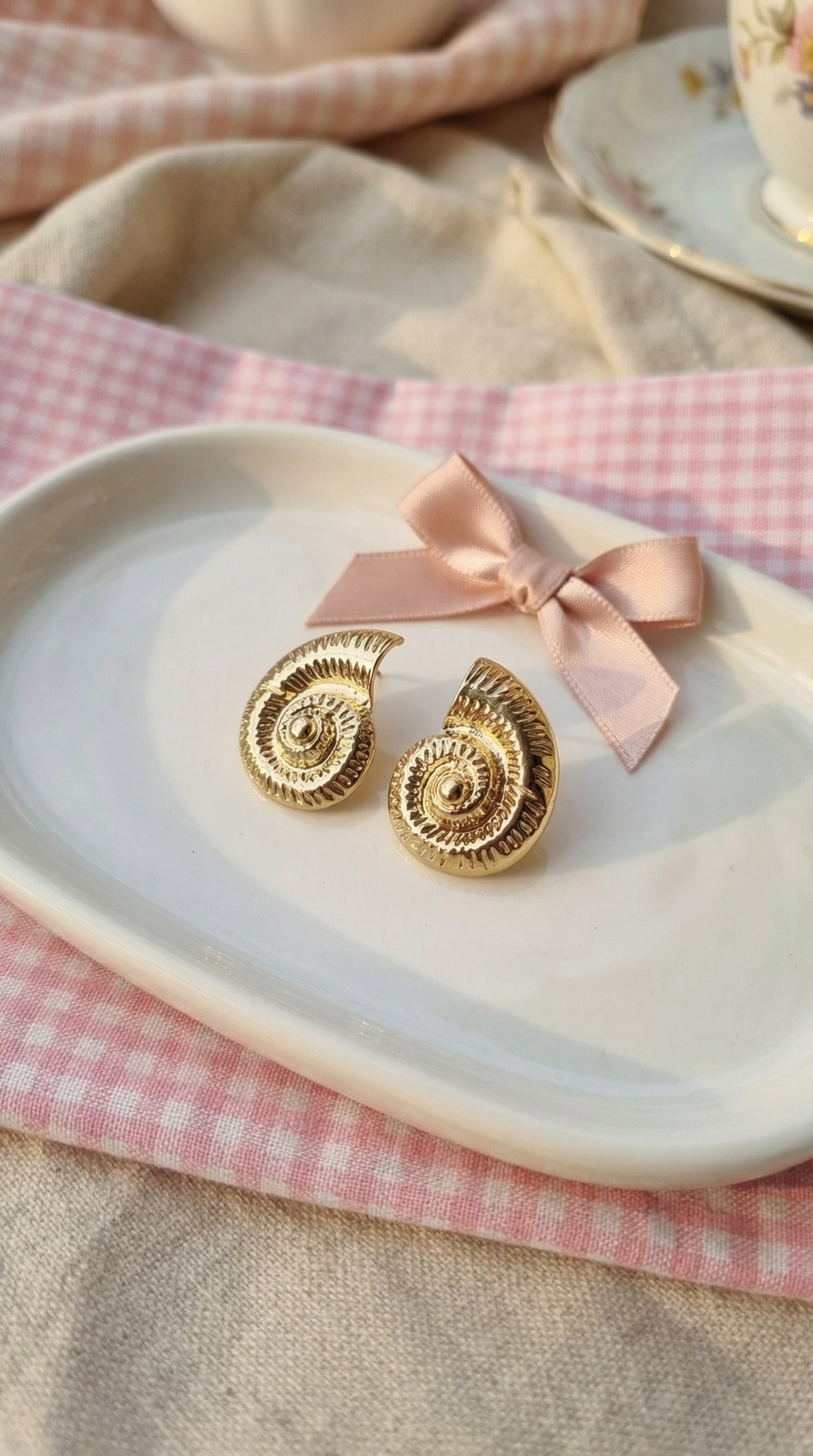 Victorian Shell Studs