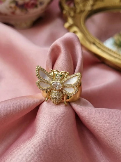 Queen Bee Royale Ring