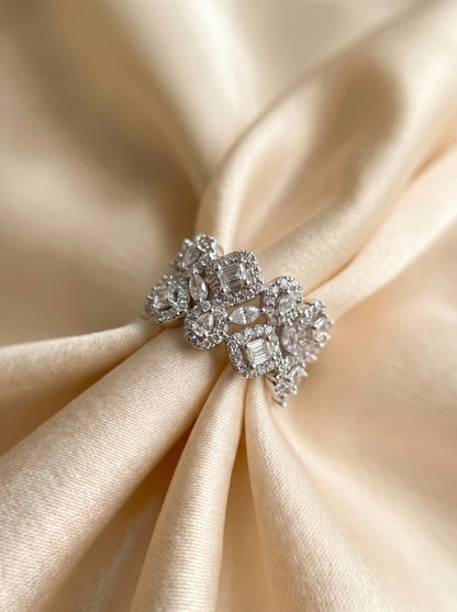Luna Spark Ring